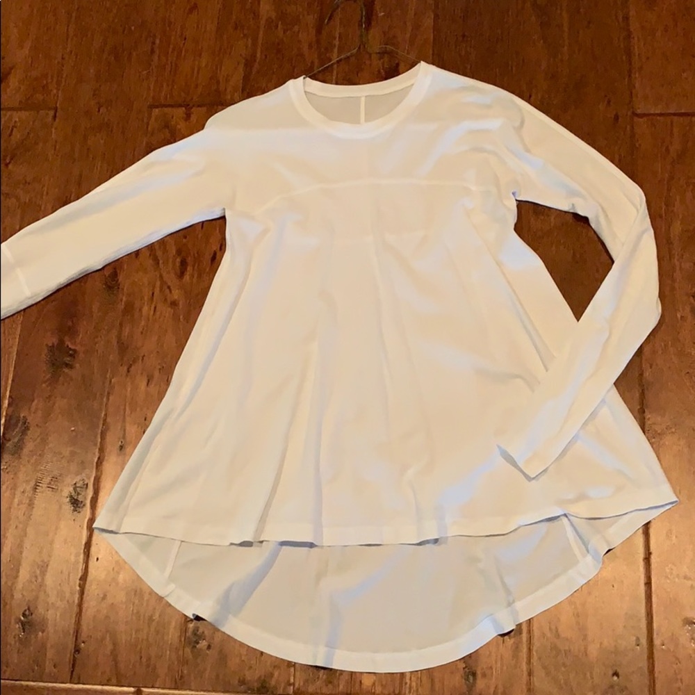 Lululemon gently used white lounge top